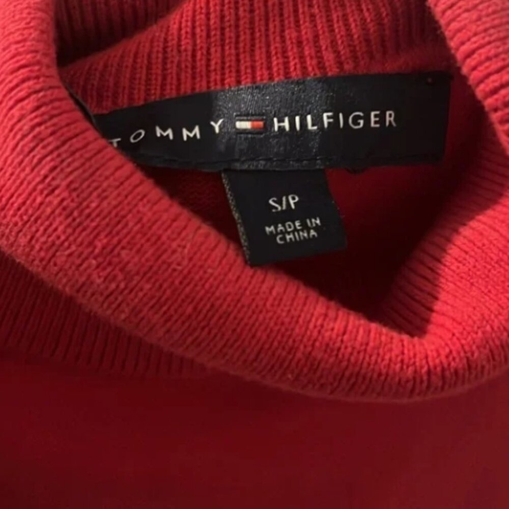 Red Knit Turtleneck Tommy Hilfiger Minimal Classic Top Women's Size Small - Picture 2 of 8
